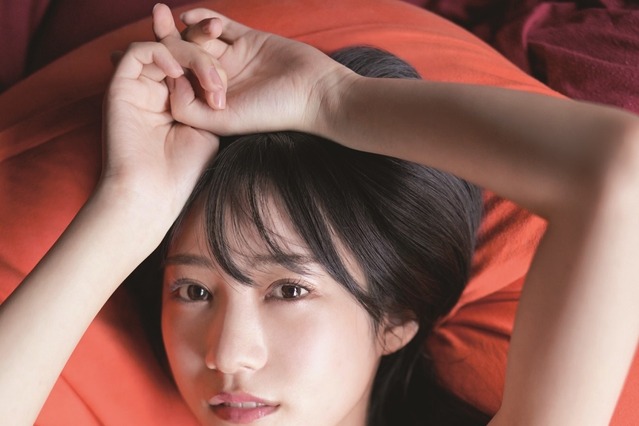 NMB48・石田優美＆横野すみれ、ほれぼれする美ボディ披露 画像