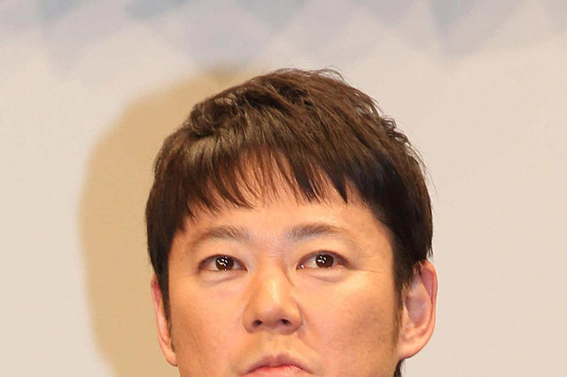 ドラマ 『恋する母たち』の阿部サダヲが話題！ベッドシーンにも「色気やばすぎ」 画像
