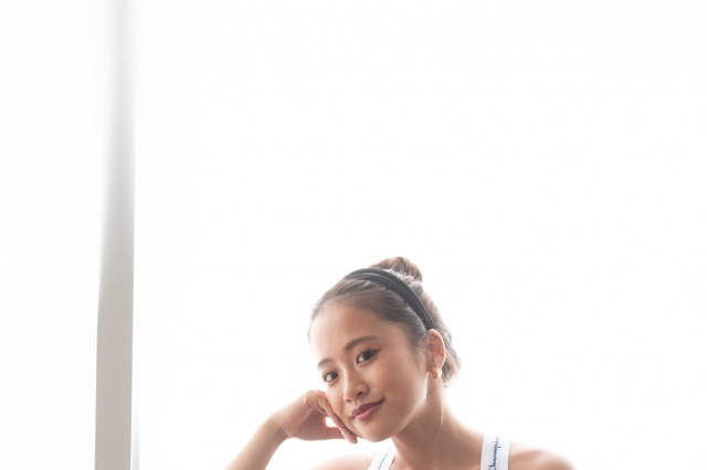 フィットトレーナー・田辺莉咲子、初の著書発売!「私の22年間を全て載せています」 画像