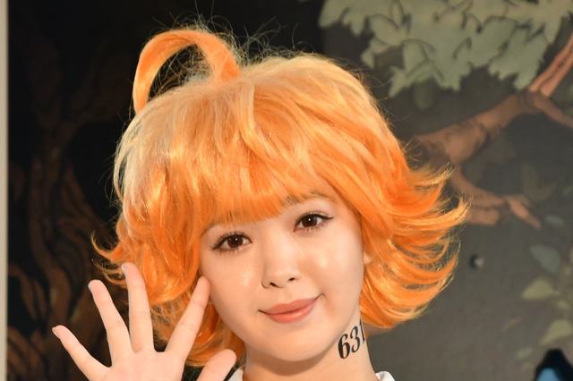 藤田ニコル、「交際は順調ですか？」の声に会釈のみ 画像