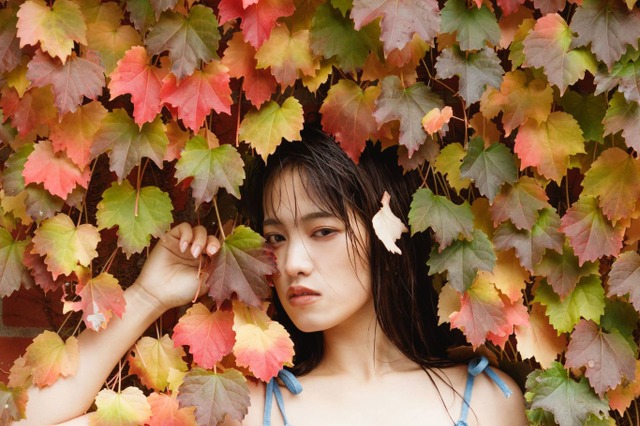 ニジマス・森みはる、写真集のアザーカットが公開！水着やホテルでのセクシーカットも！ 画像