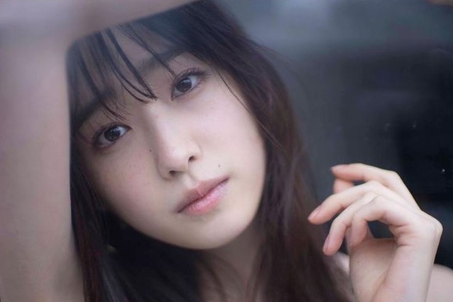 高橋ひかる、原色美女図鑑に登場！アザーカット公開にファン「美しい」 画像