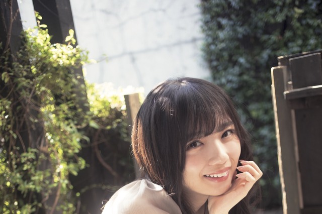 目指すは国民的彼女！日向坂46・齊藤京子があざと可愛く表紙に登場 画像