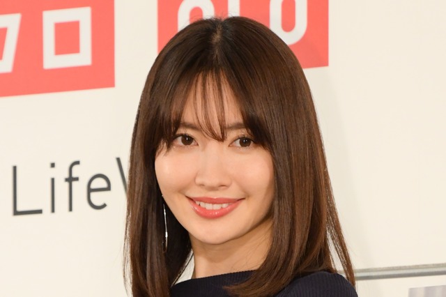 小嶋陽菜、色気漂うルームウェア姿でファンを虜に! 画像