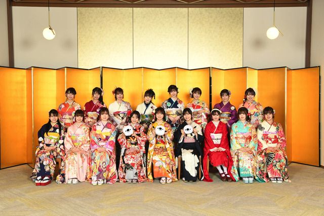AKB48新成人メンバー17人が振袖姿！成人式式典＆トークイベントに登場 画像