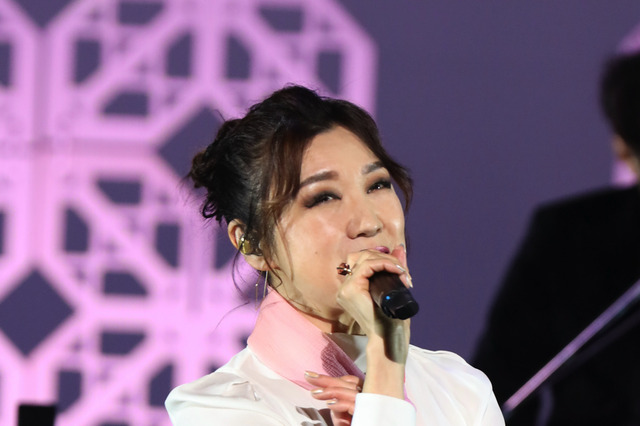 松任谷由実が「守ってあげたい」「春よ、来い」披露！オンライン番組「THE ハレ舞台」公開 画像