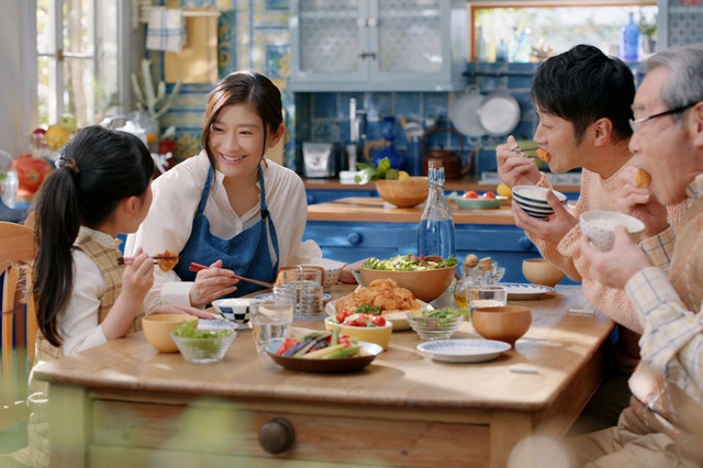 篠原涼子、隠れワザとしてヨーグルトを加えるあるものにビックリ！ 画像