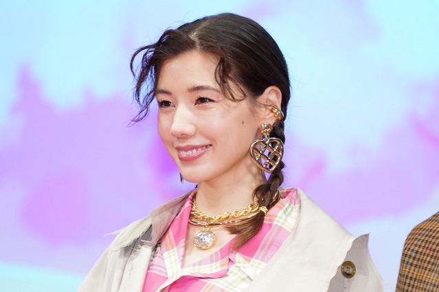 仲里依紗、黒柳徹子のギャル姿に大興奮!「トップオブギャルです、素晴らしい」 画像
