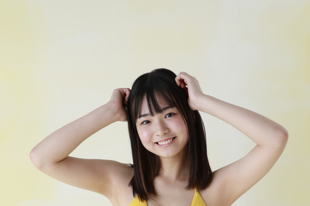 「ミスマガジン2021」ベスト16・天野きき、GP目指して水着グラビアに初挑戦! 画像