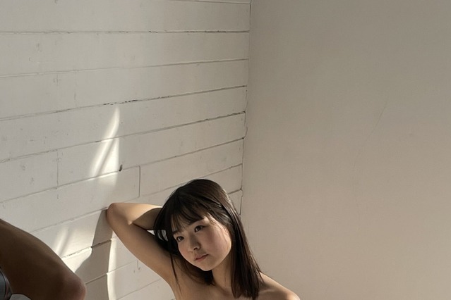天野きき、初水着グラビアのオフショット公開!「最高過ぎ」「めちゃめちゃ可愛い」 画像