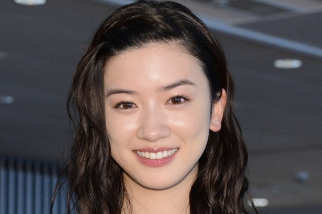 永野芽郁、新型コロナ療養を経て仕事復帰！「元気にお仕事頑張ります!!」 画像