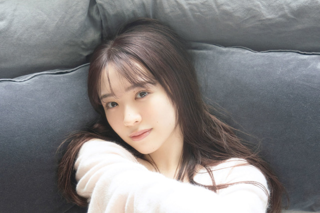 乃木坂46・渡辺みり愛の1st写真集『消極的な華やかさ』裏表紙3種類が公開に 画像