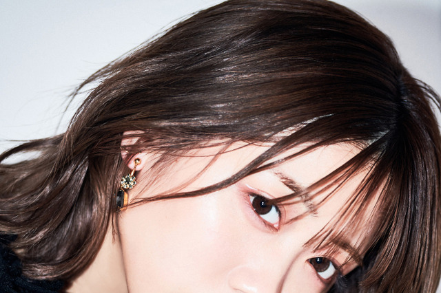 ニジマス・来栖りん、グラビアムック創刊号の表紙に抜てき!「私の過去から深い部分まで知れる」 画像