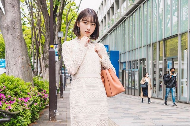 堀未央奈の『サレブル』オフショット公開！大人かわいい上品なファッションに注目集まる 画像