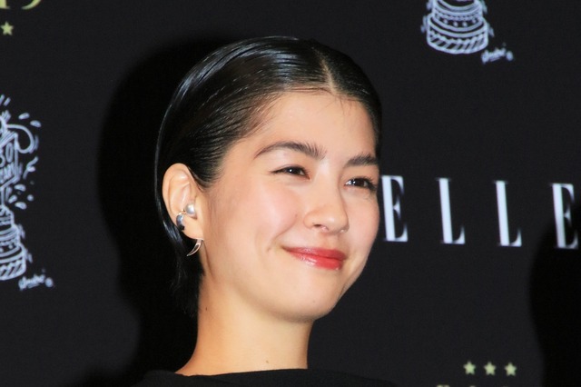 佐久間由衣、メイクのこだわり明かす「まつ毛は絶対に上げない」 画像