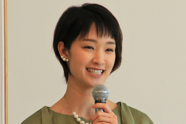 剛力彩芽、芸能生活への葛藤明かす!ミュージカルで挑戦の年 画像
