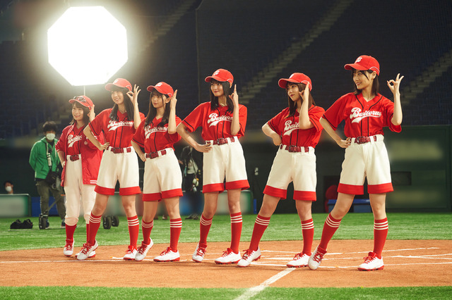 乃木坂46、野球ユニフォームでキュートなダンス! 画像