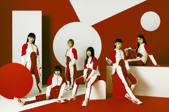 BiSH、鮮やかな紅白衣装の最新アーティスト写真公開!『ベストアーティスト』出演も決定! 画像