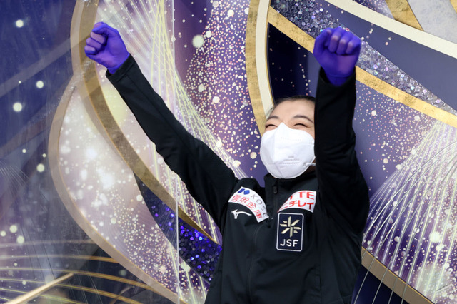 坂本香織、安定の滑りでNHK杯連覇!GPファイナル進出 「怖かった」場面も明かす 画像