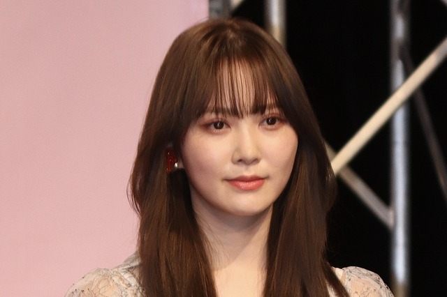 加藤史帆、抜いた親知らずをクリスマスツリーに飾る写真が流出！？ 画像