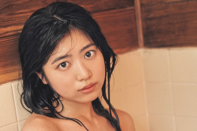 吉田莉桜、HKT48・武田智加、NGT48・西潟茉莉奈が水着でポストカード 画像