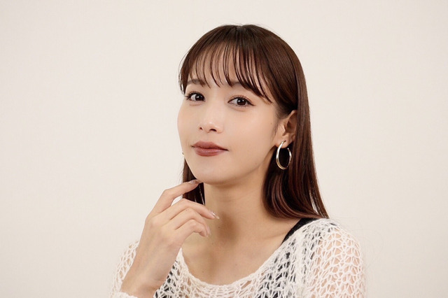 鷲見玲奈、美し過ぎる“すっぴん”をYouTubeで披露！ 画像