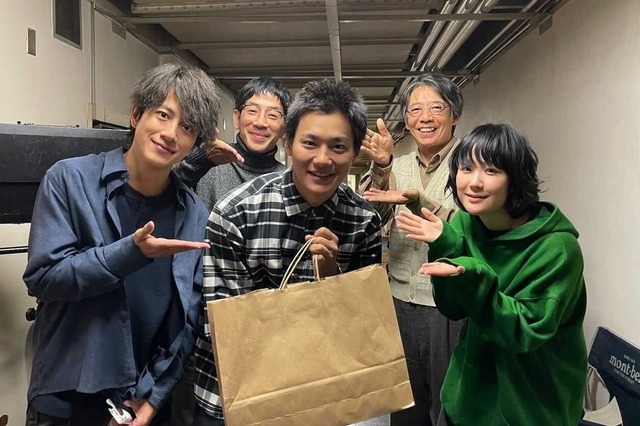 ドラマ『ゴシップ』公式ブログ開始！誕生日祝福される野村周平の現場ショット公開 画像