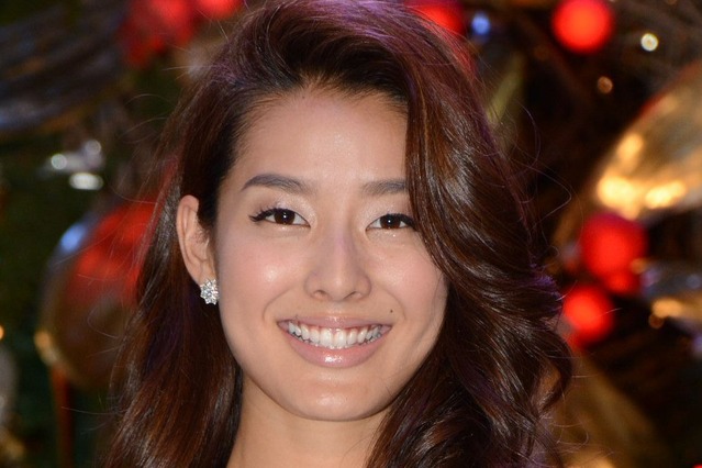 すみれ、バッサリカットでボブヘアに!「初めてこんなに短くした」 画像