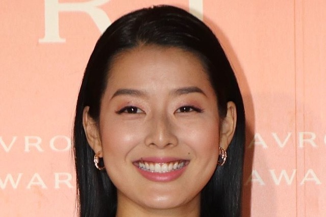 すみれ、妊娠8ヵ月のふっくらお腹公開「もう少しですね！」「HAPPYオーラ全開」 画像