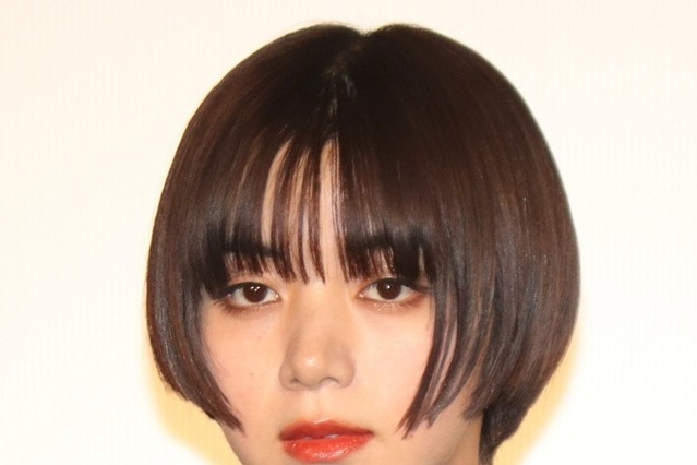 池田エライザ、『ゴチ』制服姿に赤面!「久しぶりなので恥ずかしい」 画像