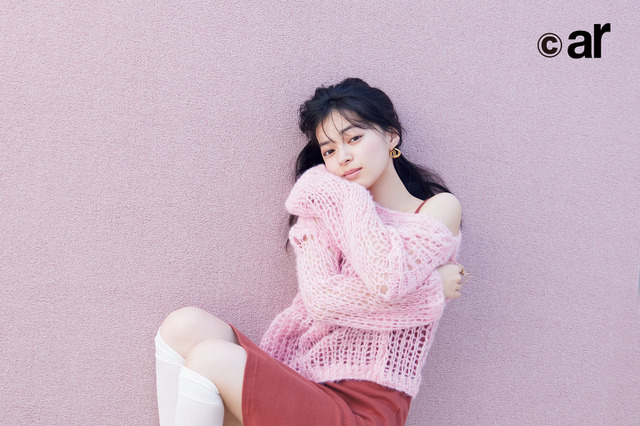 アンジュルム・上國料萌衣、“ピンク”テーマのキュートなファッションを着こなし！ 画像
