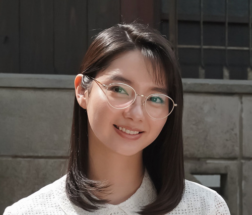 朝ドラ出演中の新川優愛、京都ことばの難しさ実感! 画像