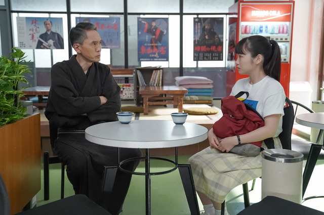 伴虚無蔵（松重豊）は無愛想男の父親？『孤独のグルメ』もトレンド入り……『カムカムエヴリバディ』第74話 画像
