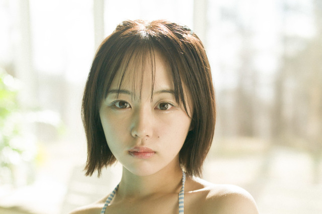 人気インフルエンサー・なえなの、初のビキニ姿!初写真集が発売に!! 画像
