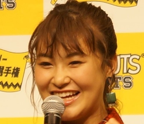 村上佳菜子、さすがのアスリートボディ！水着姿をインスタ公開 画像