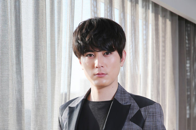 間宮祥太朗、某俳優とただならぬ関係！？「数えきれないほど唇を重ねました」 画像
