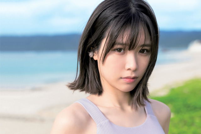 ラブライブ声優・Liyuuの透明感あふれるタンクトップ姿も!1stメジャー写真集発売決定! 画像
