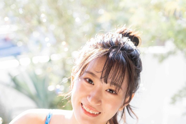 “難波のグラビアクイーン”NMB48・上西怜が極上ボディを惜しみなく披露! 画像