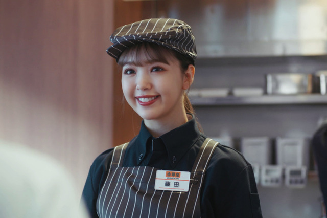 藤田ニコル、吉野屋の新人アルバイト従業員に! 画像