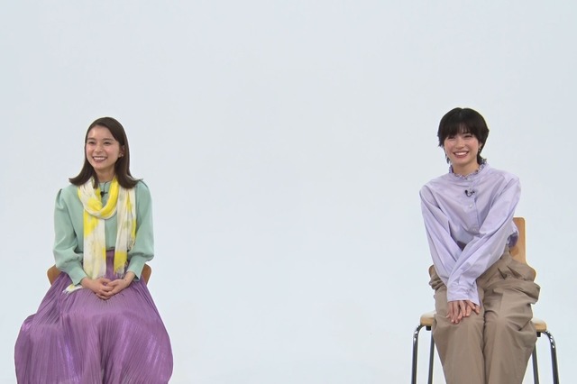 芳根京子＆佐久間由衣、CMで初共演！お互いの印象語る「スタイル良くて素敵」「キラキラしててまぶしい」 画像