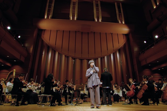三浦大知、総勢59名のオーケストラの演奏で「燦燦」歌唱したライブ映像公開！ 画像