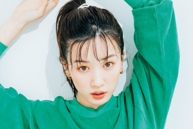 永野芽郁、国宝級の白玉肌を惜しみなく…『ar』8月号に登場 画像