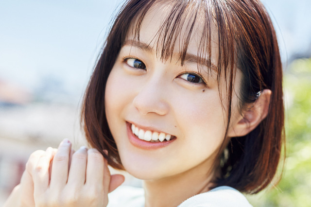TBS・若林有子アナ、人生初グラビアでエプロン姿も披露 画像