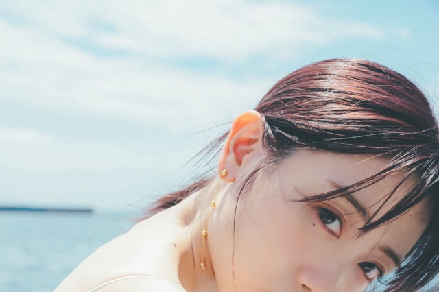 ニジマス・来栖りん、初のフォトブック発売決定！“旅”テーマの撮り下ろしや親友とのデート企画も 画像
