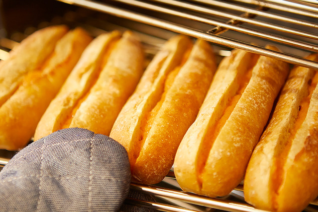 人気焼きたて「明太フランス」をテイクアウトで提供！「やまや小倉店」がオープン 画像