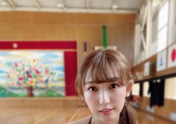 NMB48・原かれん、体育館でのスポーティーなビキニカット披露 画像