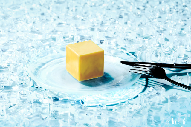 チョコを叩き割ると中からトロ~リ 「なんとかスクエア」から新作登場 画像