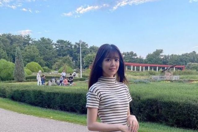 NMB48・貞野遥香、美ボディ際立つワンピ姿披露「お散歩デートしてくれるひとー」 画像