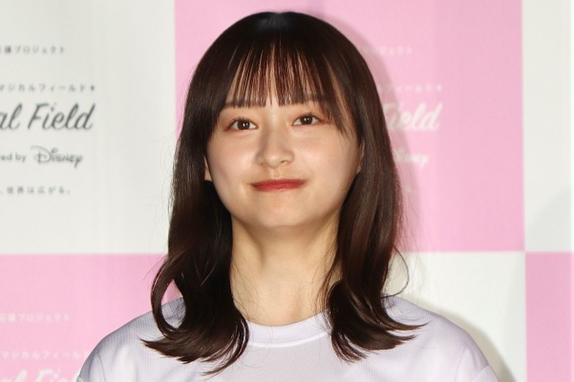 日向坂46・影山優佳、小学生時代に爆速の自転車と正面追突!「ランドセルのお陰で助かった」 画像