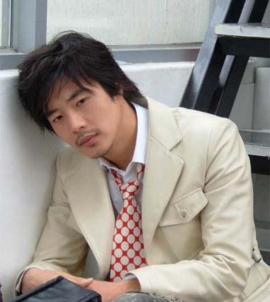 クォン・サンウ、1st写真集のメイキング映像をexciteが無料公開 画像